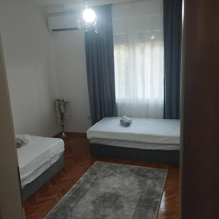 Apartament Royal Rafael *